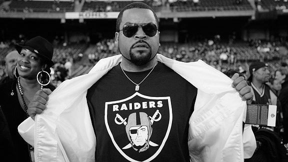 Ice-cube-raiders1